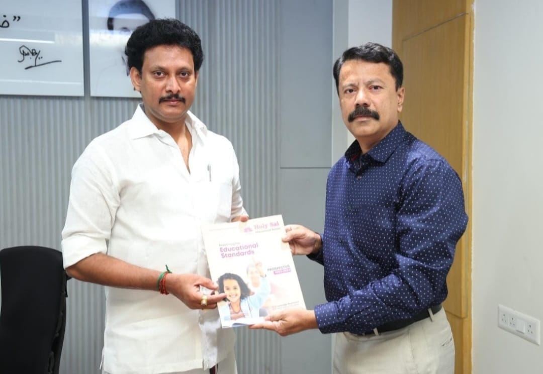 Handing over first copy of Holy Sai Group of Institutions Prospectus 2024-25 to the Hon’ble Educational Minister